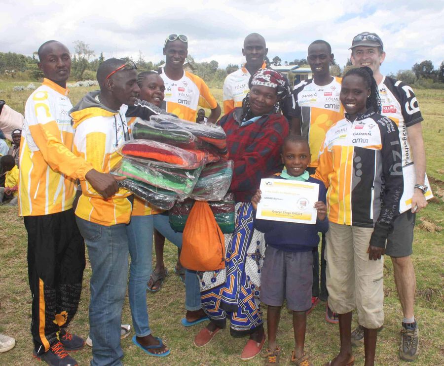 2015.02.25 154 Blankets For Kiambogo Families