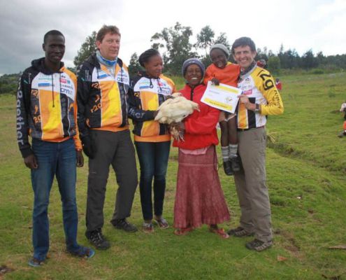 2014.03.19 188 Kiambogo Run2gether CHICKEN GOES FAMILIES