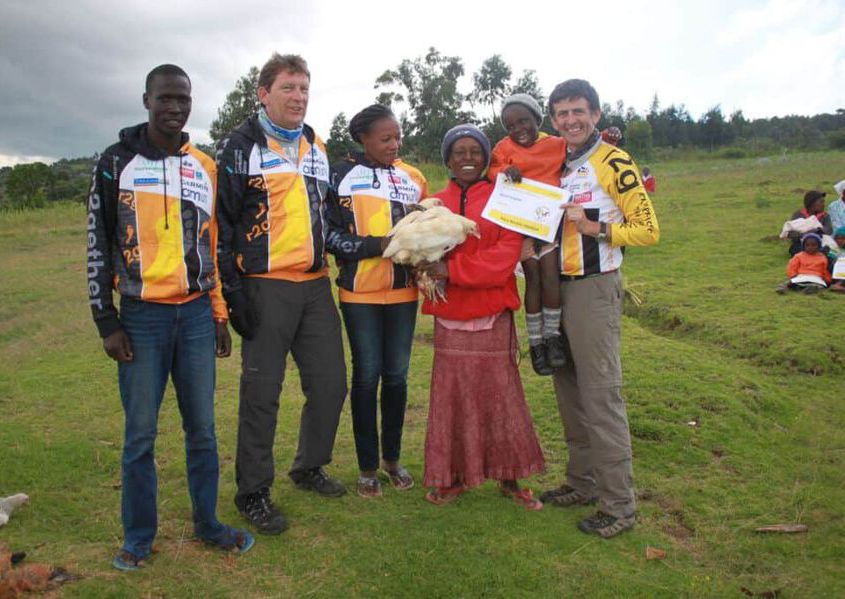 2014.03.19 188 Kiambogo Run2gether CHICKEN GOES FAMILIES