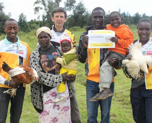 2014.03.19 215 Kiambogo Run2gether CHICKEN GOES FAMILIES