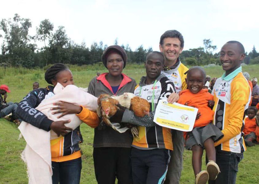 2014.03.19 242 Kiambogo Run2gether CHICKEN GOES FAMILIES