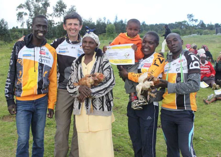 2014.03.19 275 Kiambogo Run2gether CHICKEN GOES FAMILIES