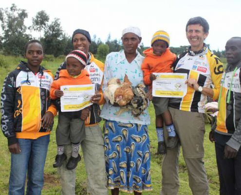 2014.03.19 284 Kiambogo Run2gether CHICKEN GOES FAMILIES