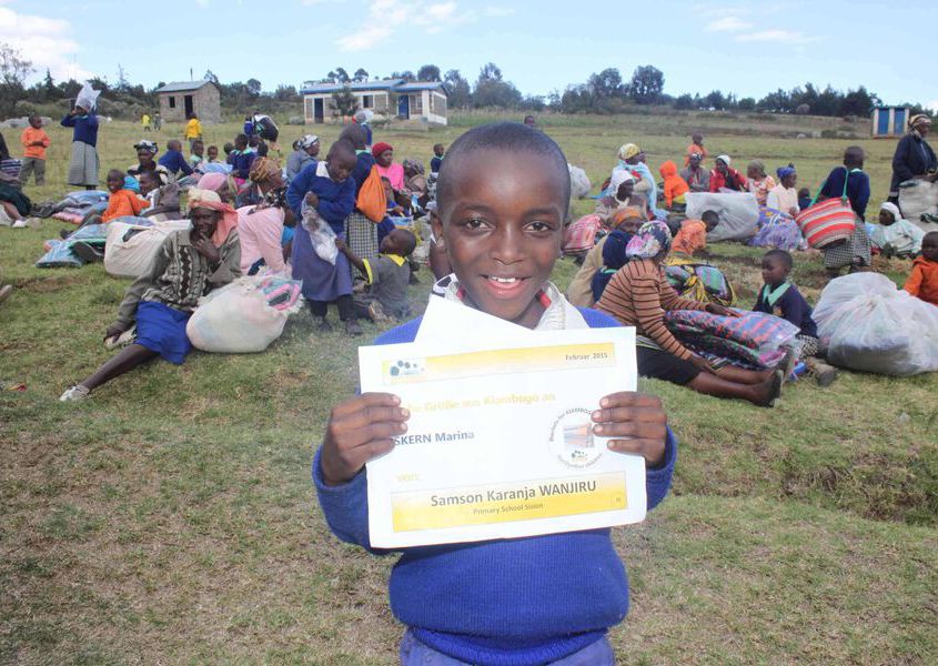 2015.02.25 308 Blankets For Kiambogo Families