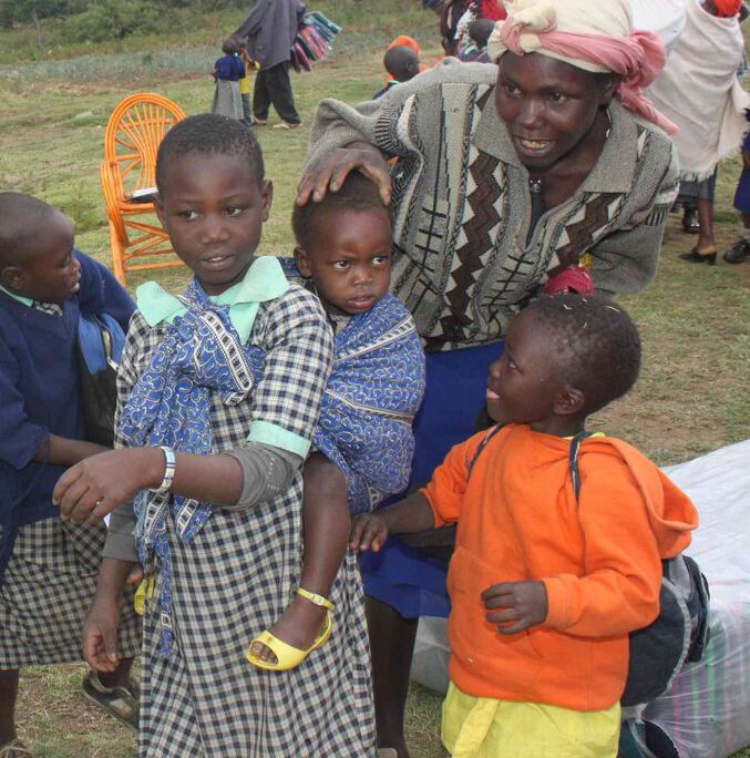 2015.02.25 373 Blankets For Kiambogo Families