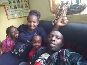 20200508 Geoffrey Gikuni NDUNGU Mit Familie