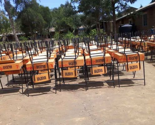 Neue Schulmöbel Für Die Prim. School Kiambogo Von Run2gether