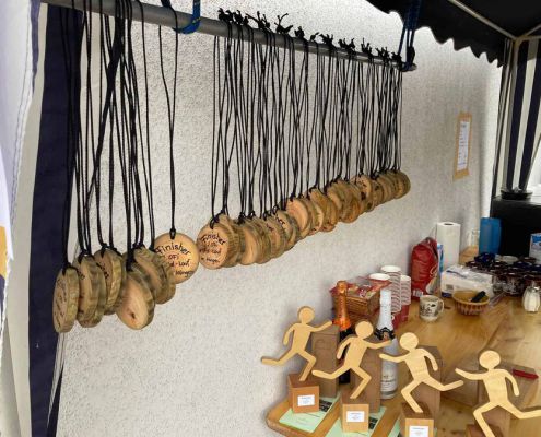 Die Handgefertigten Trophäen Warten Auf Ihre Gewinner